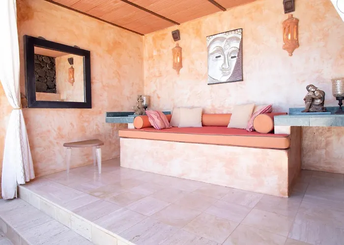 ホテル Nirvana Lanzarote La Asomada