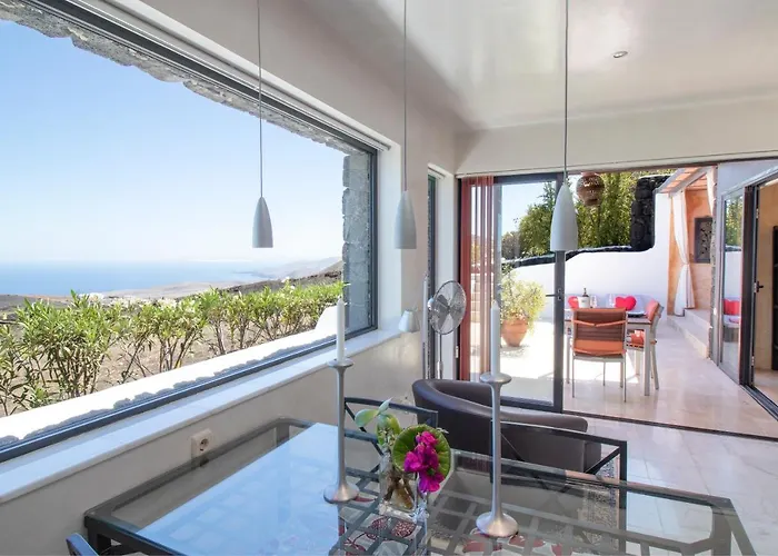 ホテル Nirvana Lanzarote La Asomada