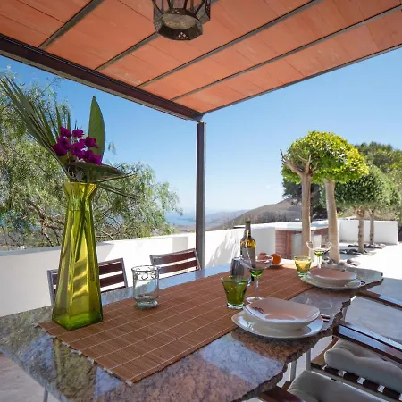 Hotel Nirvana Lanzarote 3*