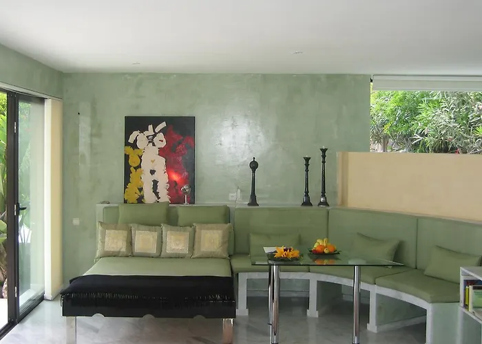 מלון Nirvana Lanzarote La Asomada (Lanzarote)