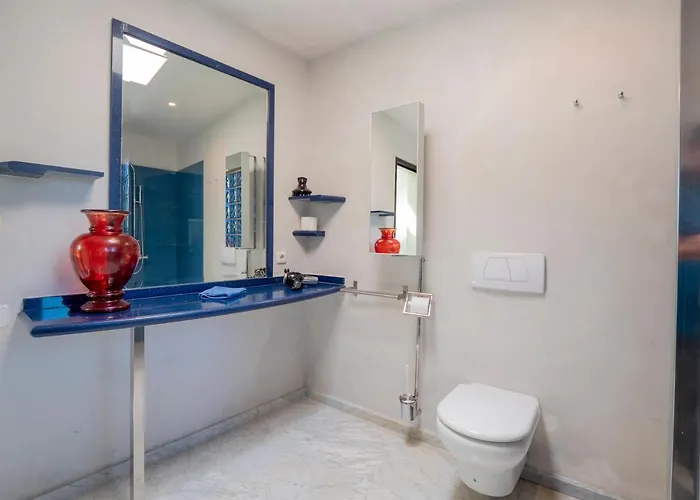 Nirvana Lanzarote מלון